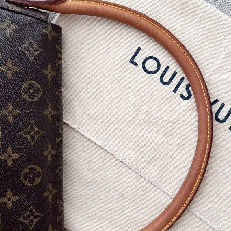 ✨️LV Mini Looping 肩背手提包 98新 配件塵袋-1