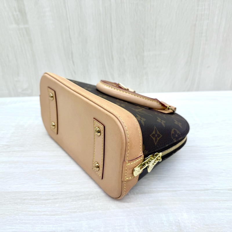 LV原花ALMA BB貝殼包/M46990-11