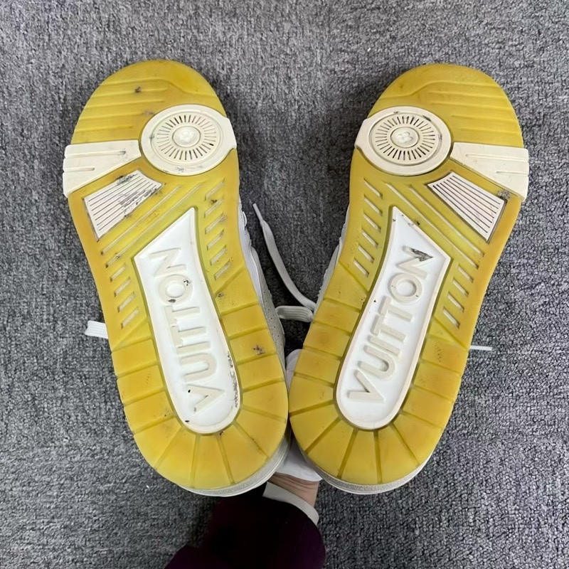 【louis vuitton】最新款白色牛皮白水泥Size:9.5-13