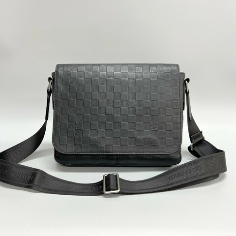 LV/路易威登 黑色棋盤格男士郵差包中號