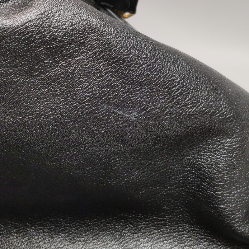 Miu Miu 羊皮拼色字母logo拉鍊肩背包-11