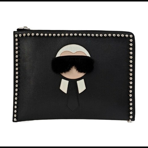 FENDI Karlito 黑色牛皮鉚釘手拿包 銀色五金