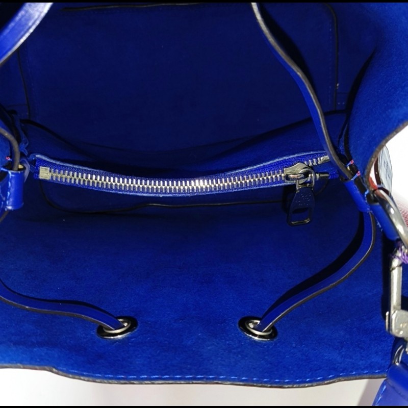 LOUIS VUITTON NÉONOÉ中號紅色 EPI牛皮水波纹水桶包 銀色五金 2條可拆卸肩帶-5