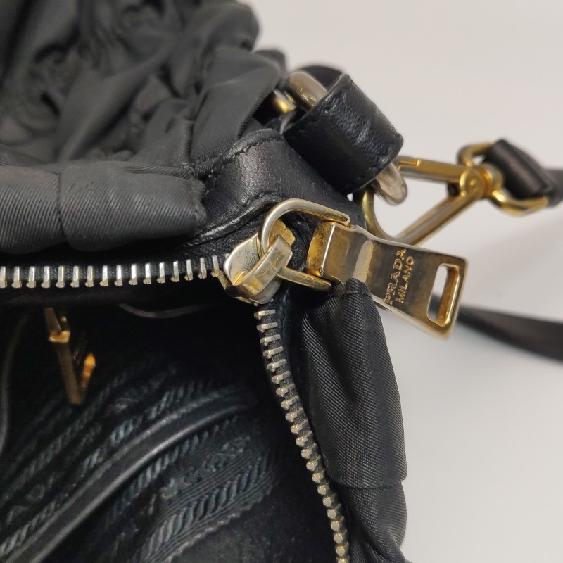 Prada Gaufre羊皮尼龍布字母Logo皺褶手提包 肩背包-12