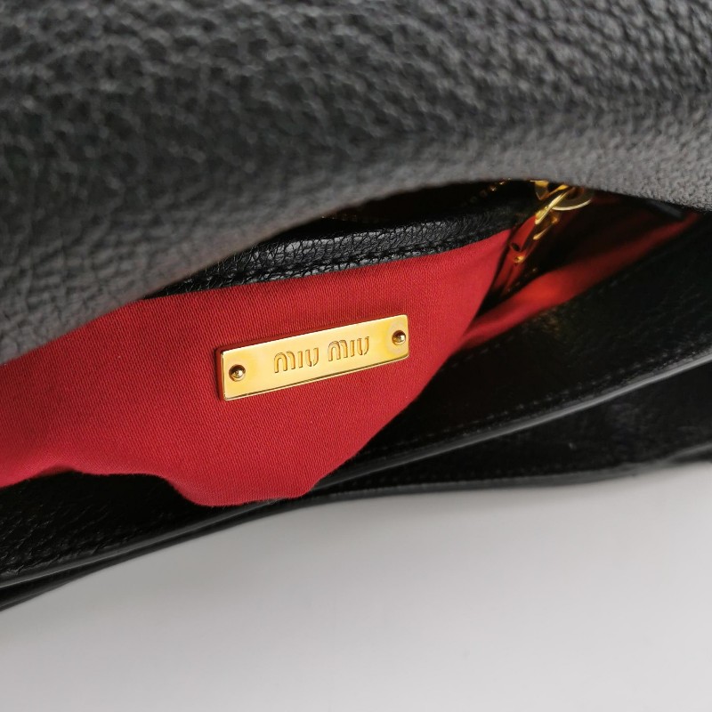 Miu Miu 羊皮翻蓋包斜背包-7