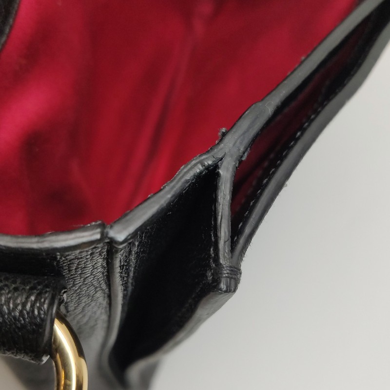 Miu Miu 羊皮翻蓋包斜背包-17