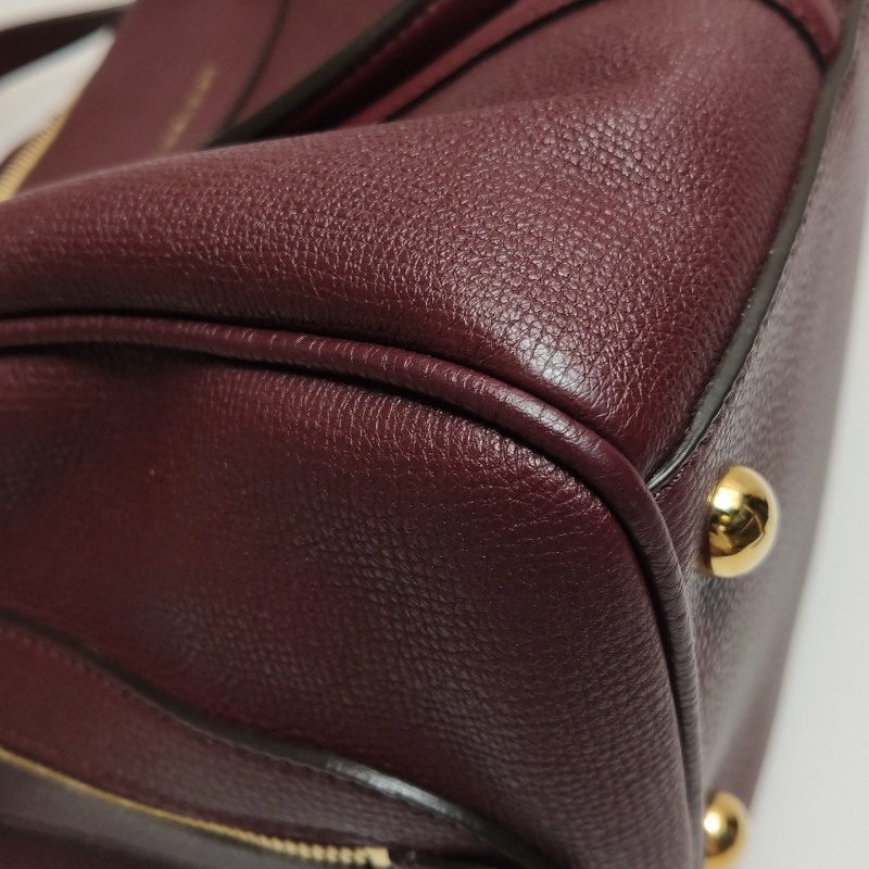 Burberry 牛皮純色字母logo拉鍊肩背包手提包-8