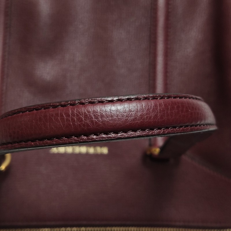 Burberry 牛皮純色字母logo拉鍊肩背包手提包-11