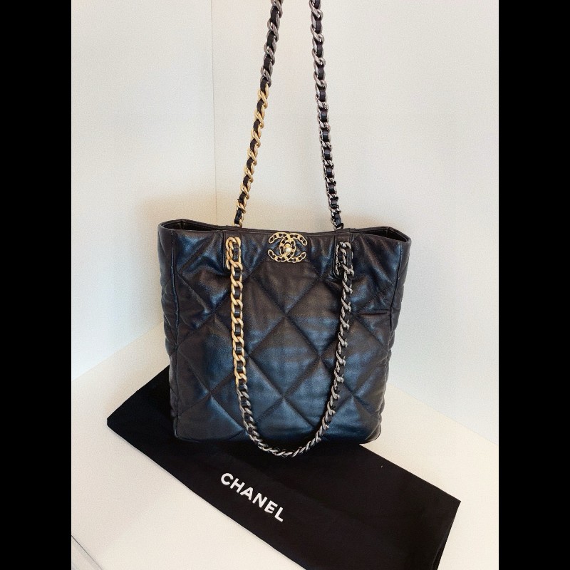 Chanel香奈兒 晶片款 19bag系列黑金大菱格shopping tote托特包-3