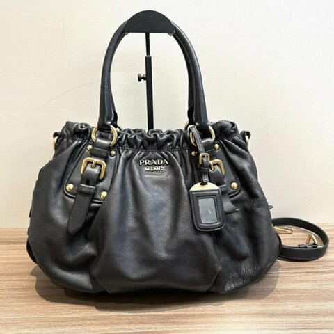 PRADA 黑金南瓜手提包 98新配件塵袋