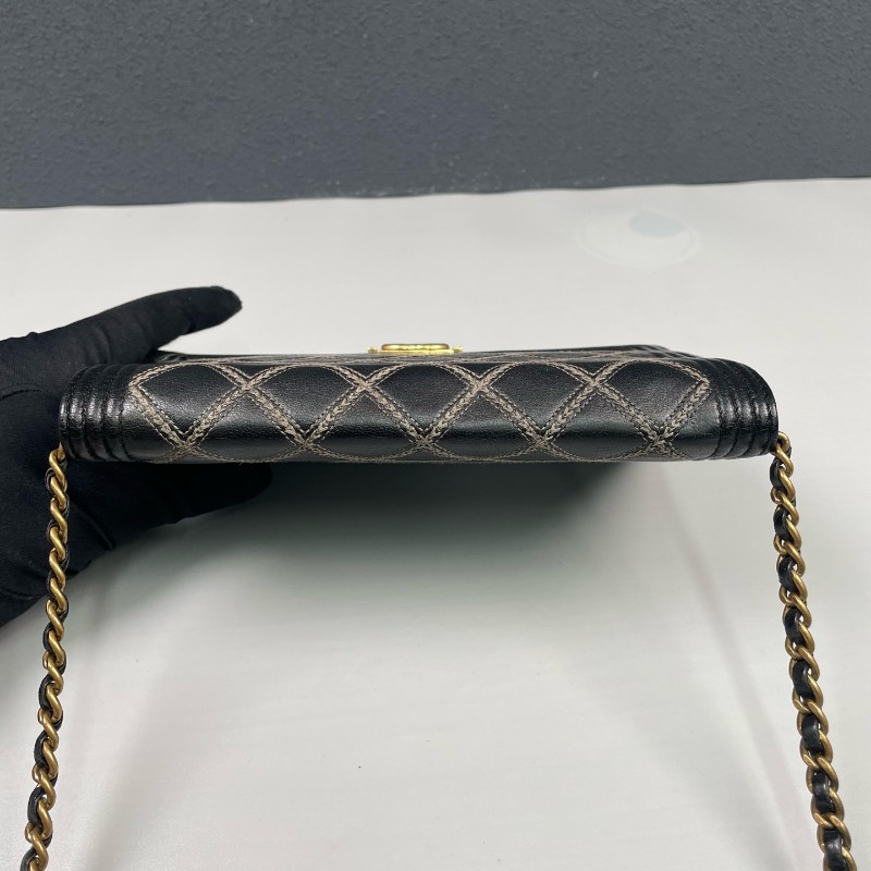Chanel香奈兒 黑金菱格紋發財Woc鏈條包-5