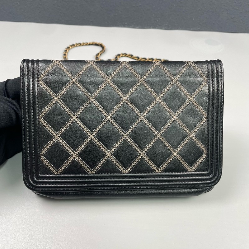 Chanel香奈兒 黑金菱格紋發財Woc鏈條包-10