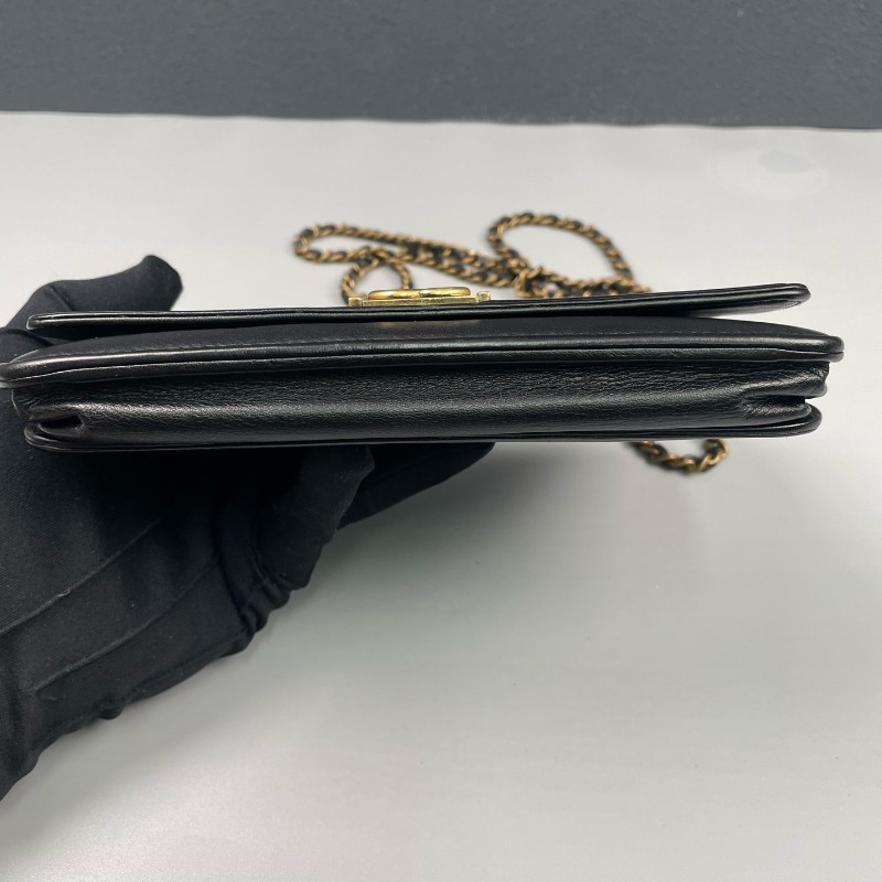Chanel香奈兒 黑金菱格紋發財Woc鏈條包-13