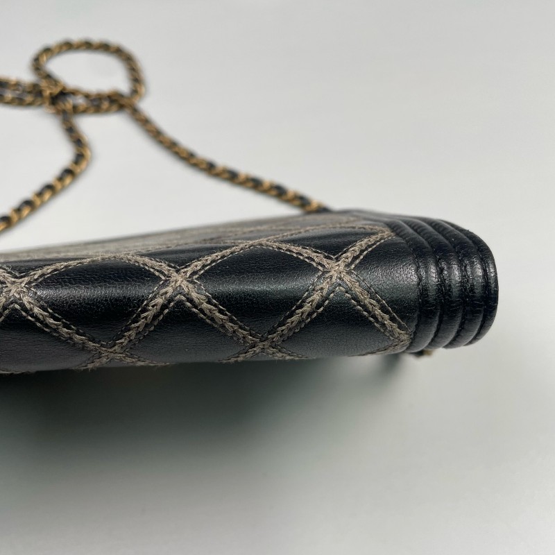 Chanel香奈兒 黑金菱格紋發財Woc鏈條包-14