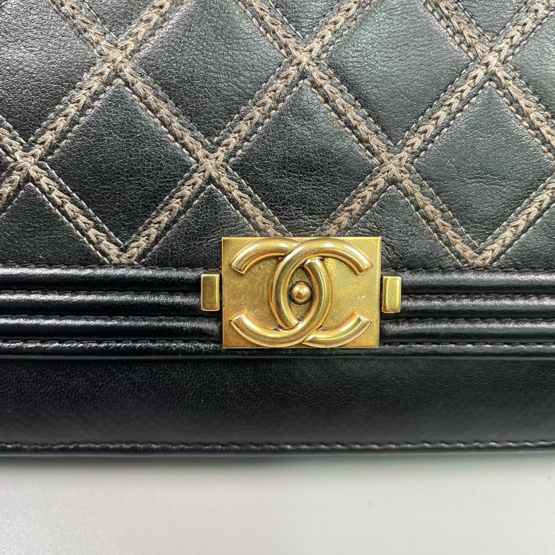 Chanel香奈兒 黑金菱格紋發財Woc鏈條包-16