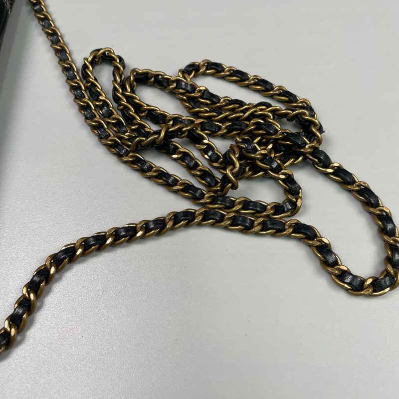 Chanel香奈兒 黑金菱格紋發財Woc鏈條包-27