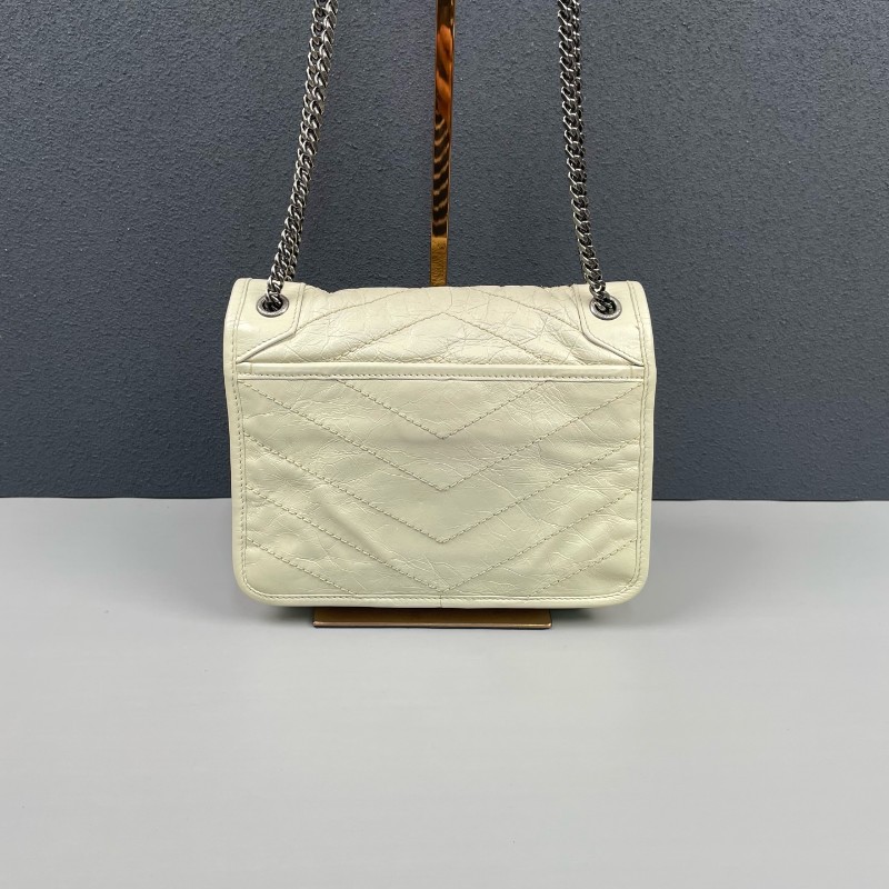 YSL 白色油蠟皮V紋小號Niki D扣 鏈條包-1