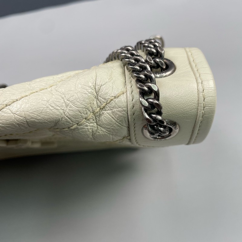 YSL 白色油蠟皮V紋小號Niki D扣 鏈條包-14