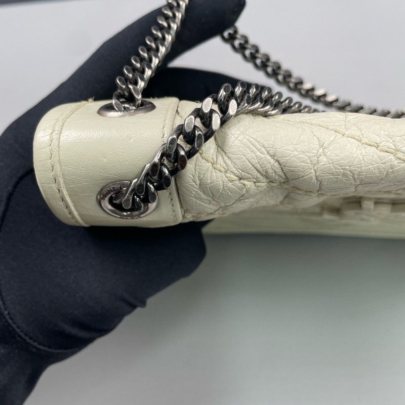 YSL 白色油蠟皮V紋小號Niki D扣 鏈條包-15