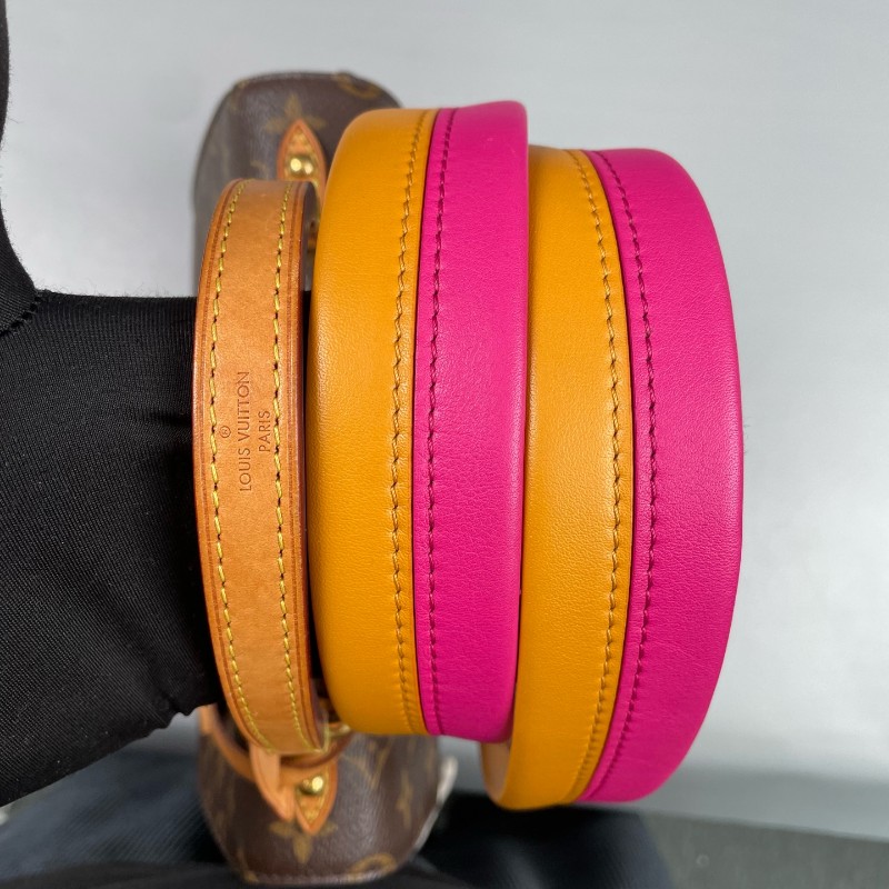 LV路易威登 老花克魯尼Cluny BB手提包肩背包-25