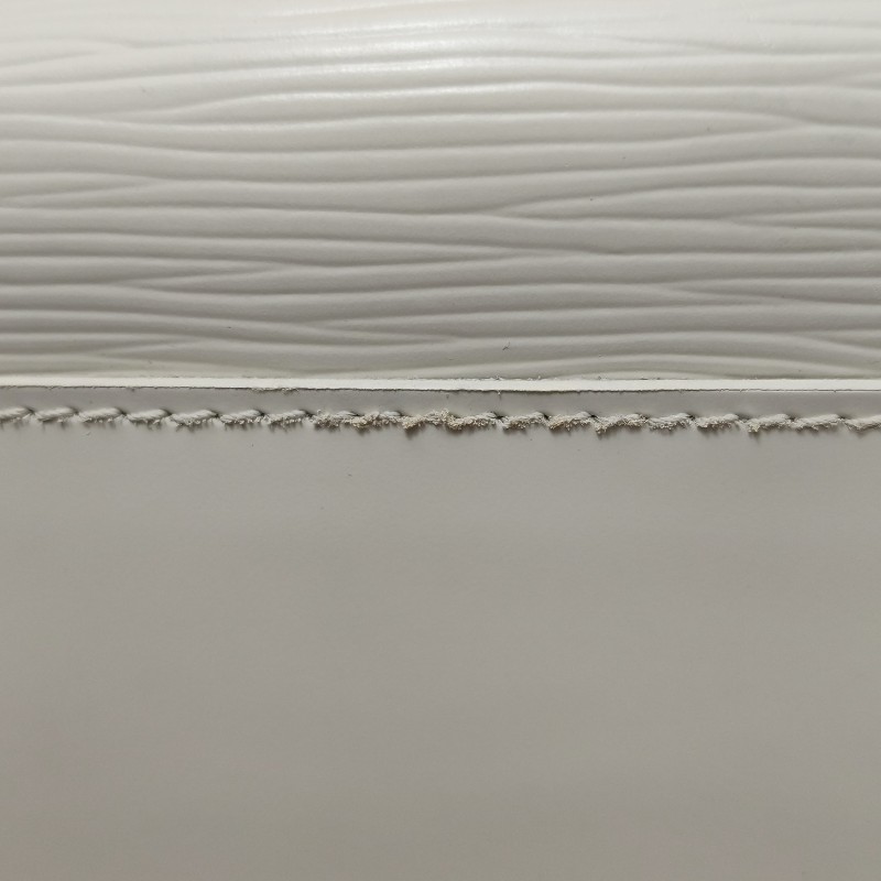 Louis Vuitton (LV)Bowlling牛皮白色金屬鎖扣保齡球包手提包-14