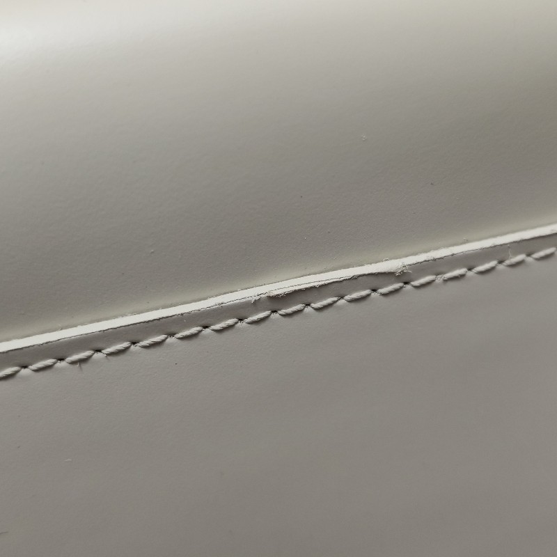 Louis Vuitton (LV)Bowlling牛皮白色金屬鎖扣保齡球包手提包-22