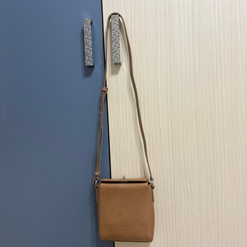 agnès b. 小b 棕色真皮 牛皮小方包 吐司包 肩背包 斜背包-1