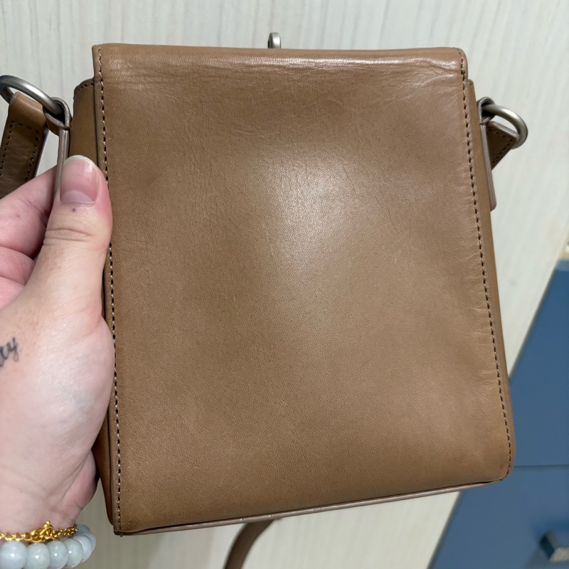 agnès b. 小b 棕色真皮 牛皮小方包 吐司包 肩背包 斜背包-6