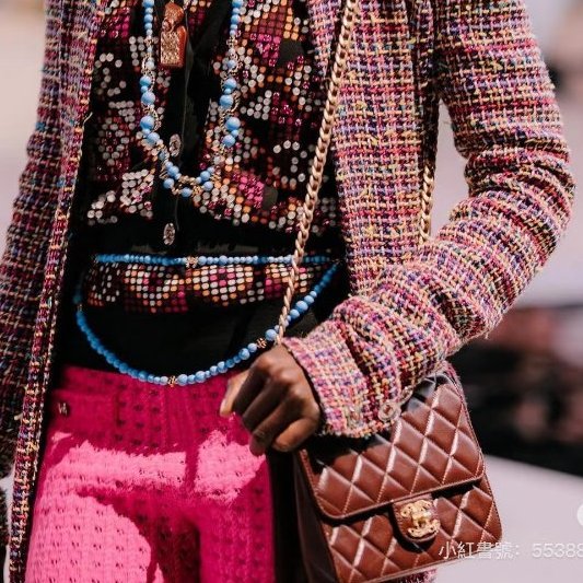 CHANEL - 勃根地紅金釦 mini flap bag方胖-4