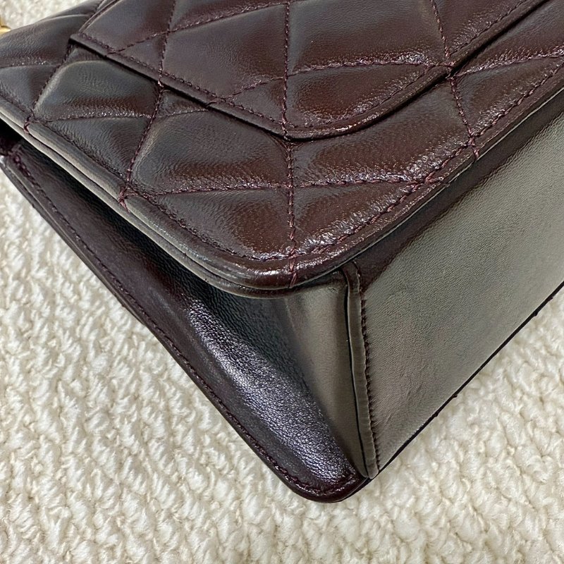 CHANEL - 勃根地紅金釦 mini flap bag方胖-8