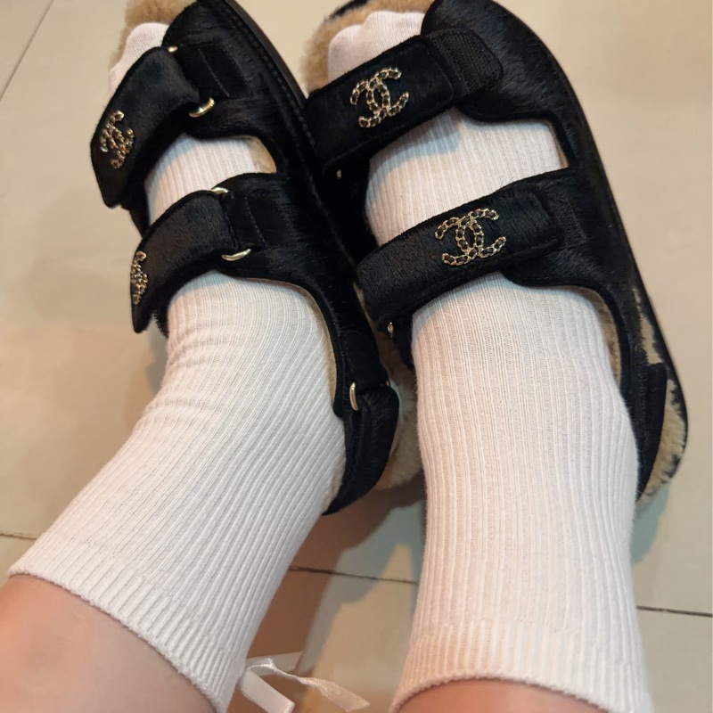 Chanel 馬毛羊羔毛涼鞋-17