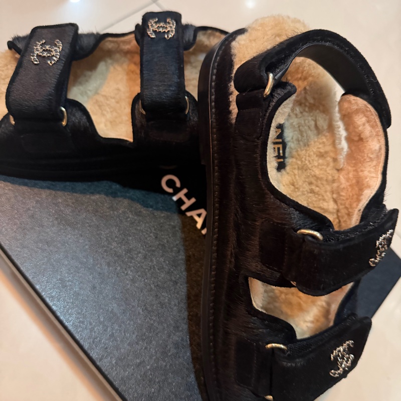 Chanel 馬毛羊羔毛涼鞋-19