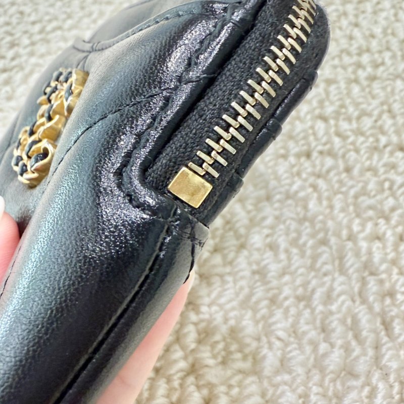 CHANEL - 黑色金釦19系列 吐司零錢卡包-5
