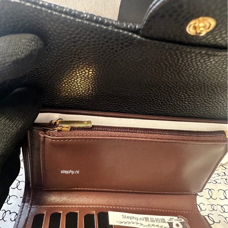 拍拍最甜_全新全配🌟香奈兒經典荔枝牛皮中夾 黑x金-5