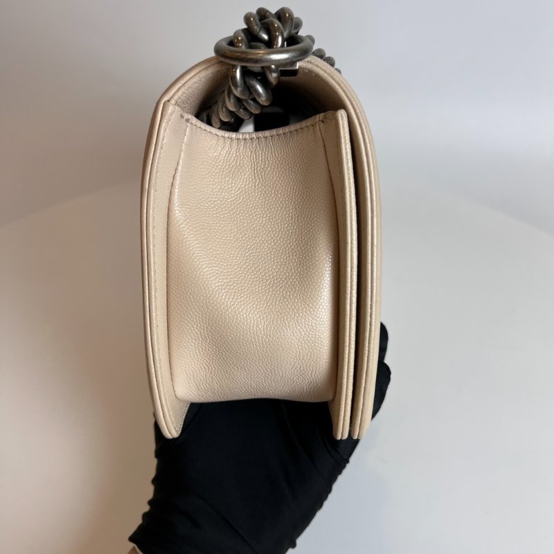 CHANEL 25開 粉膚荔枝皮山型紋BOY25-3