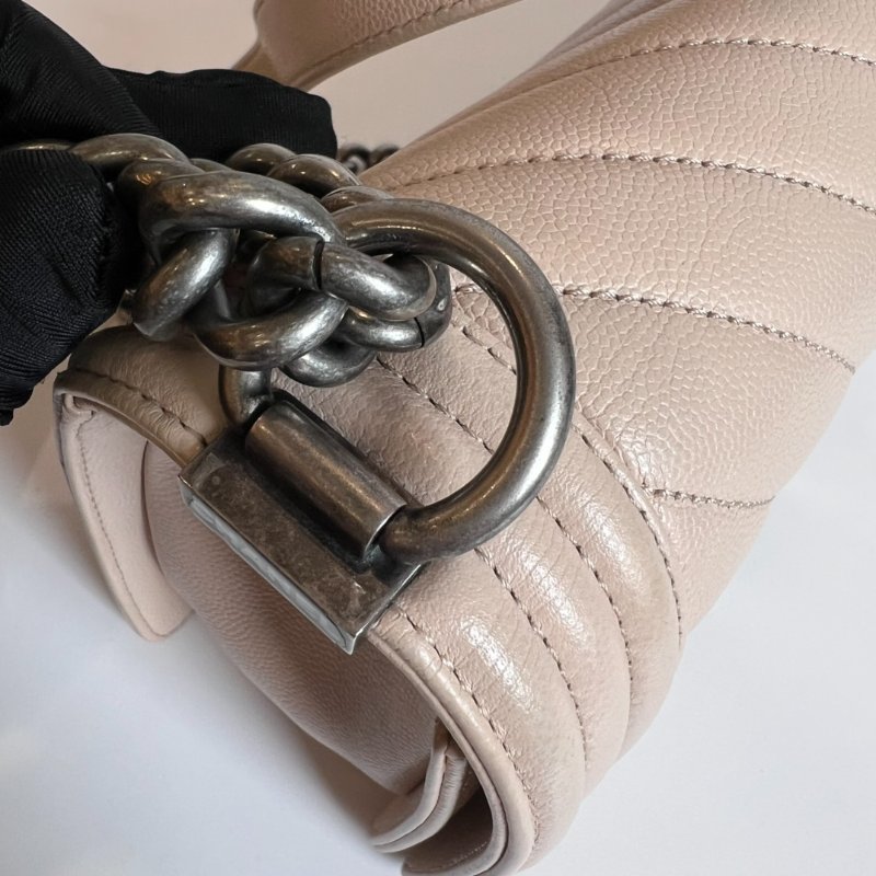 CHANEL 25開 粉膚荔枝皮山型紋BOY25-11