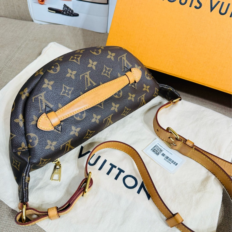 二手真品  LOUIS VUITTON LV M43644 經典Monogram 拉鍊腰包/斜背包-6