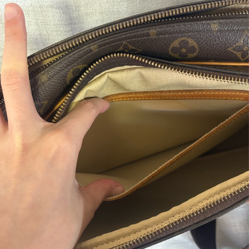 LV 老花記者包 斜挎包-14