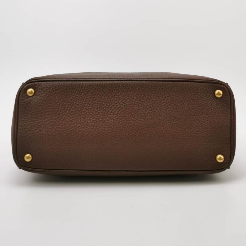 Prada 牛皮純色字母Logo斜挎包單肩包-5