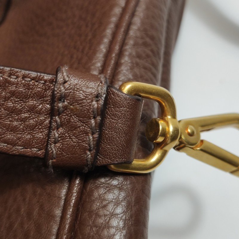 Prada 牛皮純色字母Logo斜挎包單肩包-10