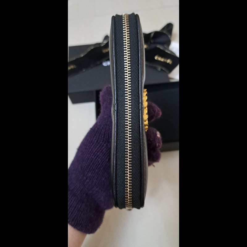 Chanel  19 熱門黑金拉鍊中夾 晶片款 贈Chanel化妝品禮盒-14