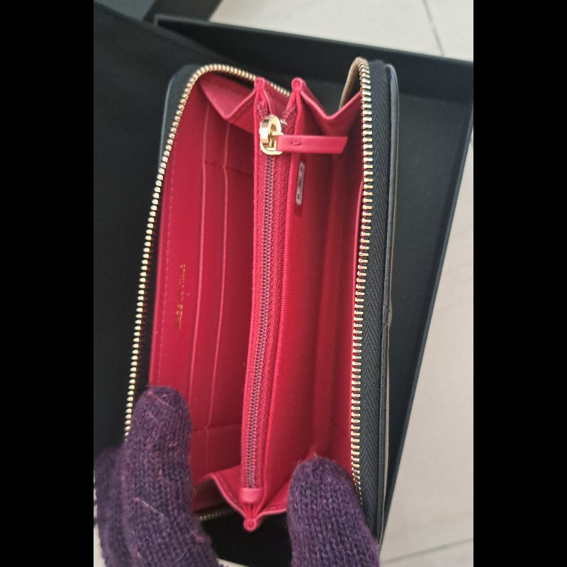 Chanel 19 熱門黑金拉鍊中夾 晶片款 黑色愛心釦包裝-11