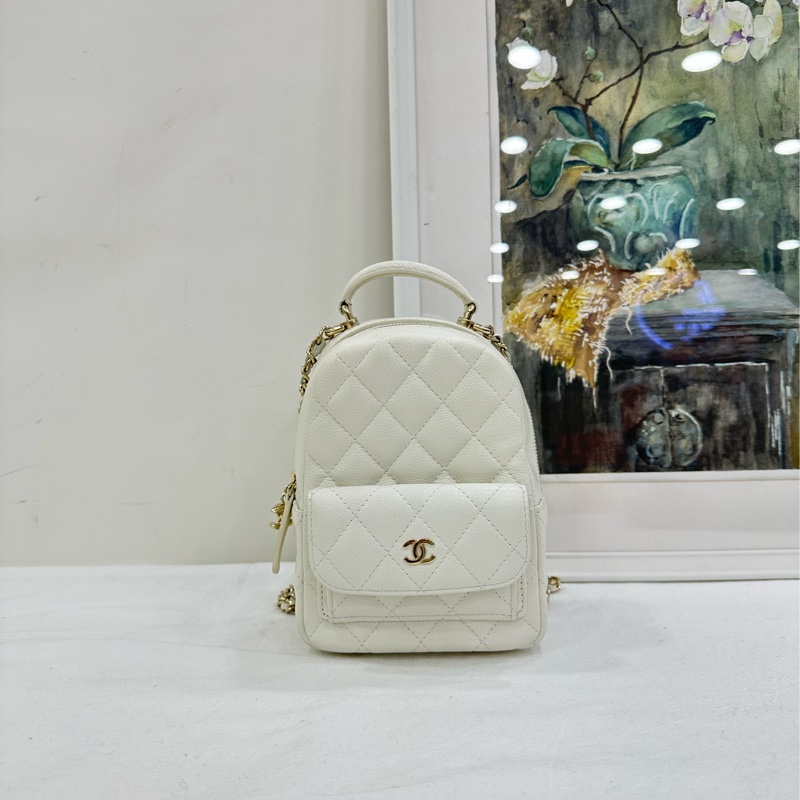 Chanel香奈兒 24A mini雙肩包 白色金扣 芯片-1