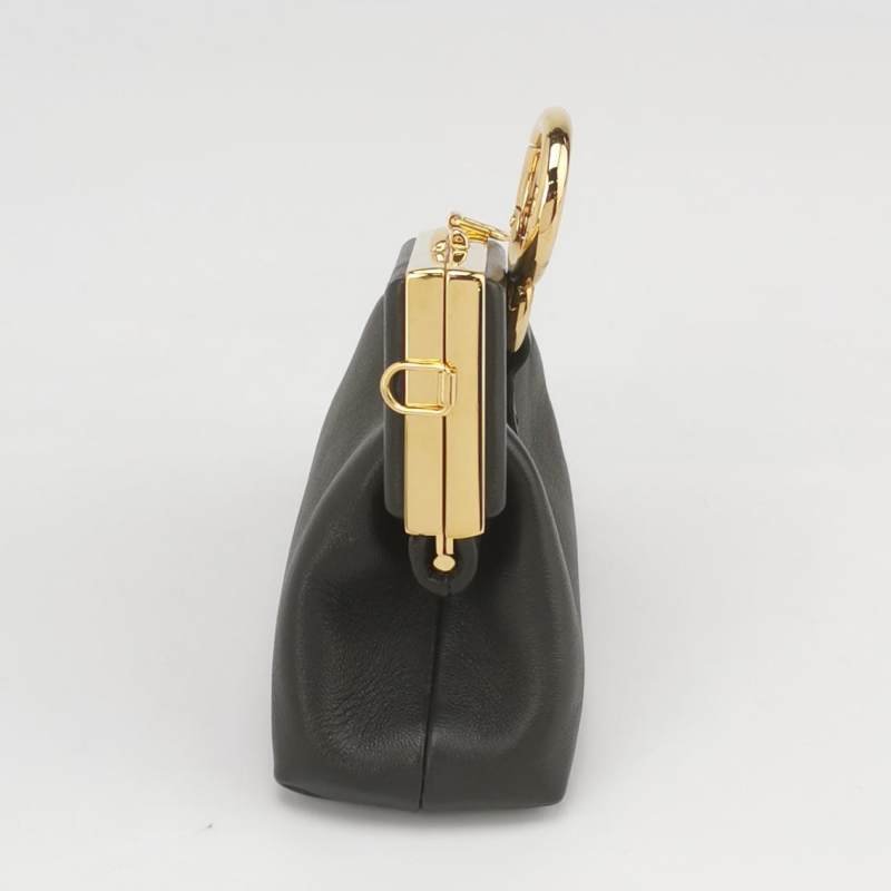 Fendi FirstNano羊皮純色大F金屬搭扣斜挎包-2