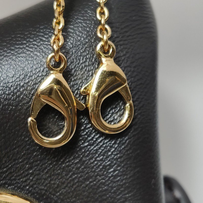 Fendi FirstNano羊皮純色大F金屬搭扣斜挎包-11