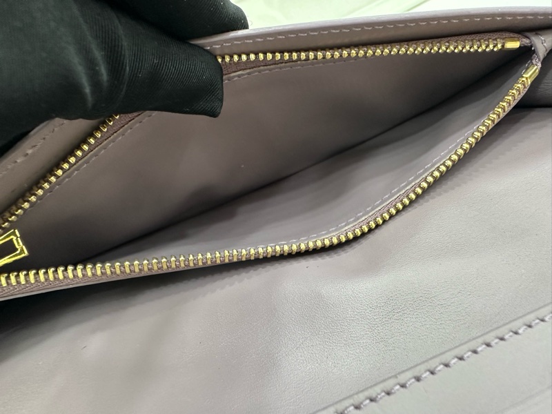 羅意威/Loewe 牛皮革長錢包-7