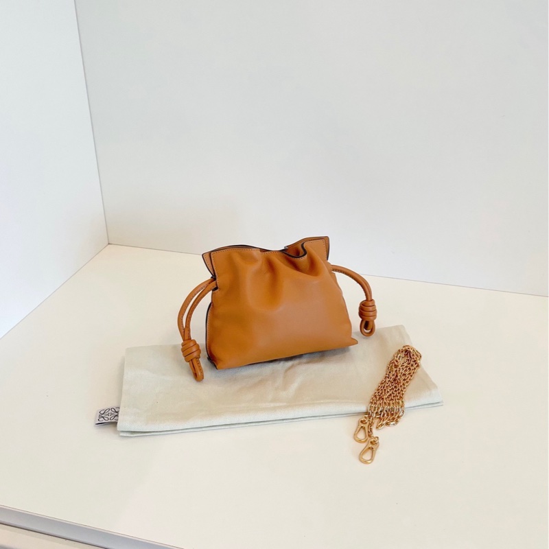 【閒置🆕】Loewe Flamenco nano 焦糖金全皮 抽繩小福袋 繩結包手提包 斜挎包-1