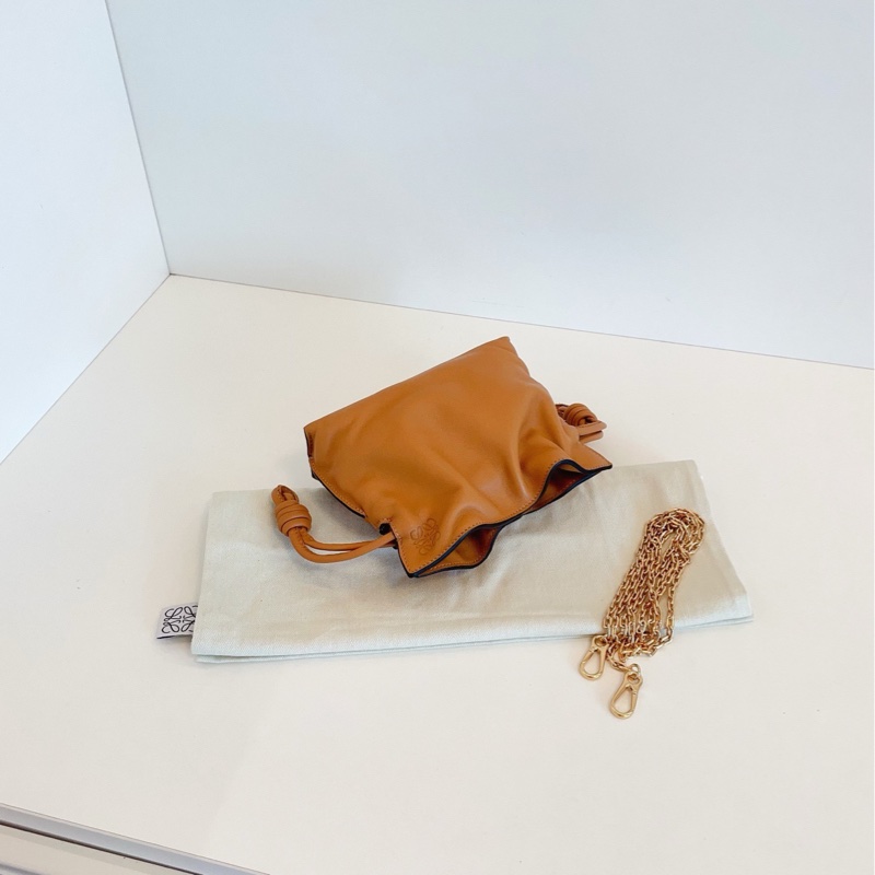 【閒置🆕】Loewe Flamenco nano 焦糖金全皮 抽繩小福袋 繩結包手提包 斜挎包-4