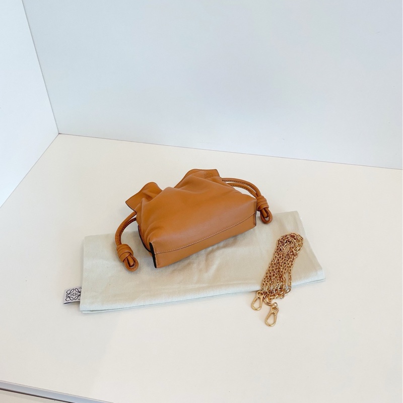 【閒置🆕】Loewe Flamenco nano 焦糖金全皮 抽繩小福袋 繩結包手提包 斜挎包-5