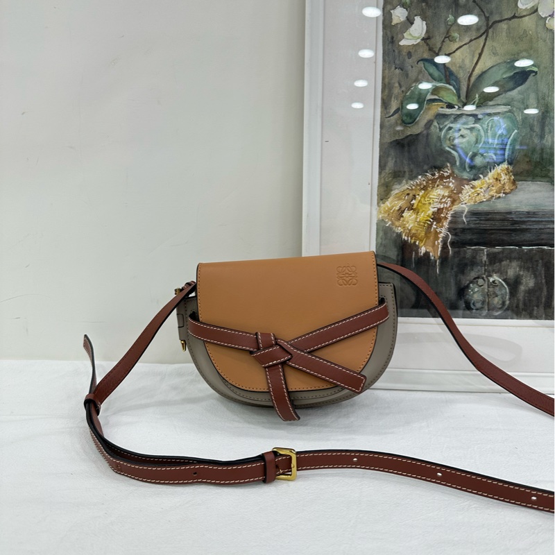 Loewe 羅意威拼色馬鞍包22年-0